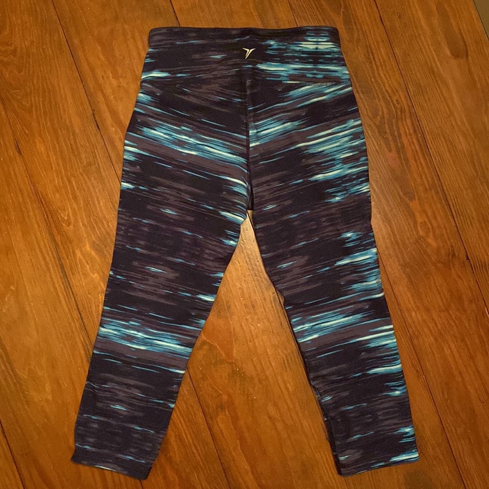 Old Navy Capri Leggings Size Small - Picture 4 of 4